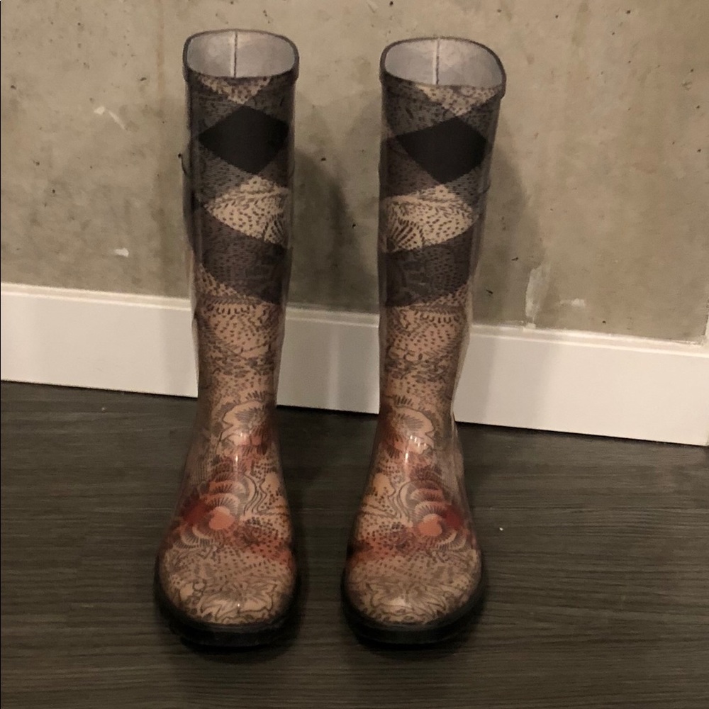 Burberry Rain  Boots